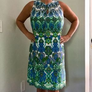 London Times Pleated Back Plus Sz Shift Dress